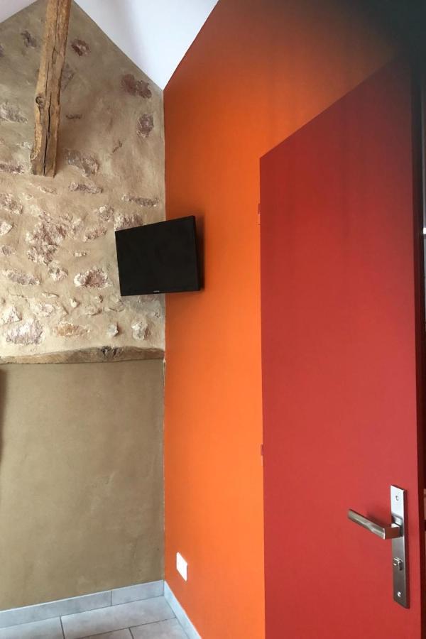 Droiturier Chambre Feu חדר תמונה